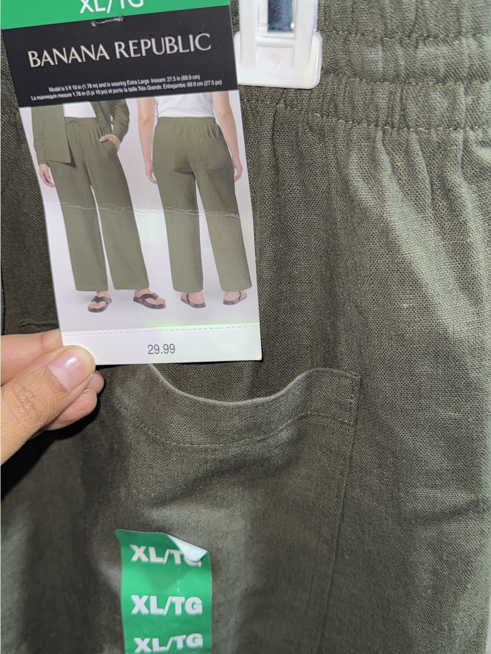 Banana Republic Olive Green Menโs Elastic-Waist Chinos